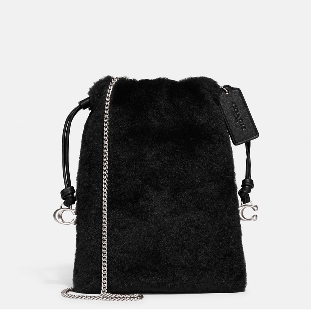 NWT Women’s Coach Handbag Drawstring Pouch in Shearling